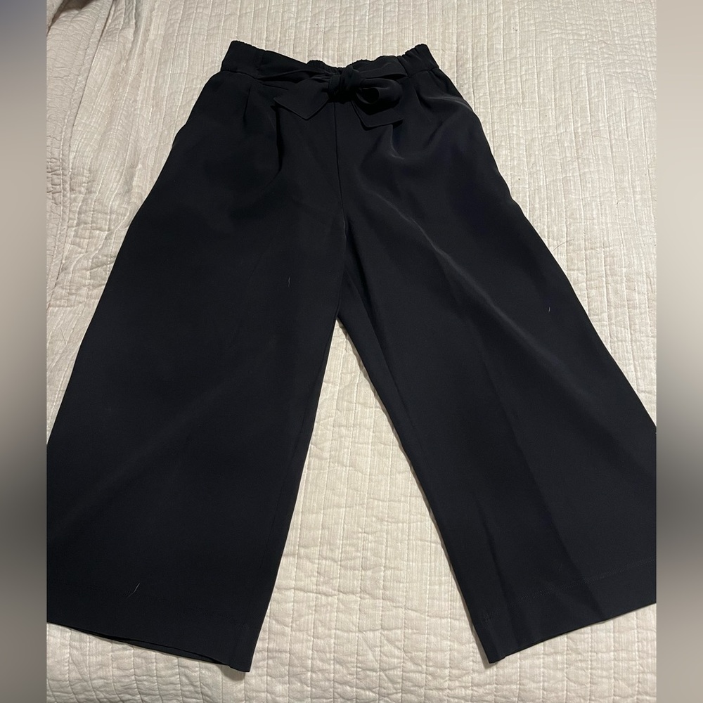 Lululemon women’s black pants